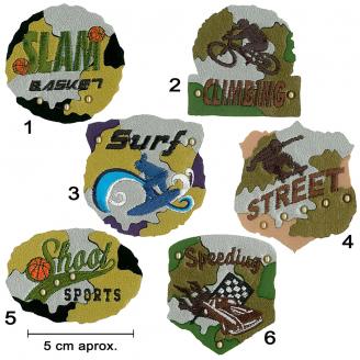 New Look. Aplicaciones bordadas termoadhesivas